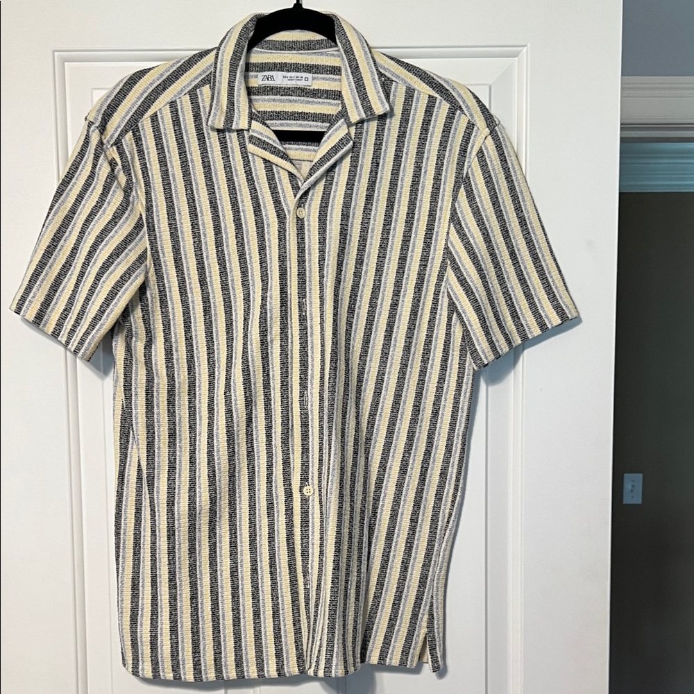 Zara Men's Casual Striped Shirt - Navy and Cream